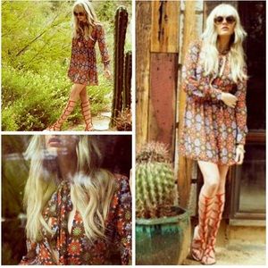 Anthropolgie! Retro Boho Floral Printed Long Sleeve Dress